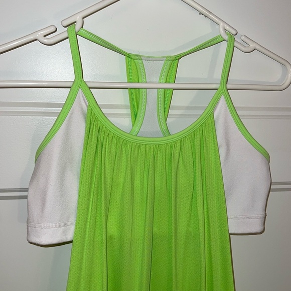 Lululemon No Limits Tank Bright white /Green 💚🤍💚 Size 8 P3 - Picture 2 of 7